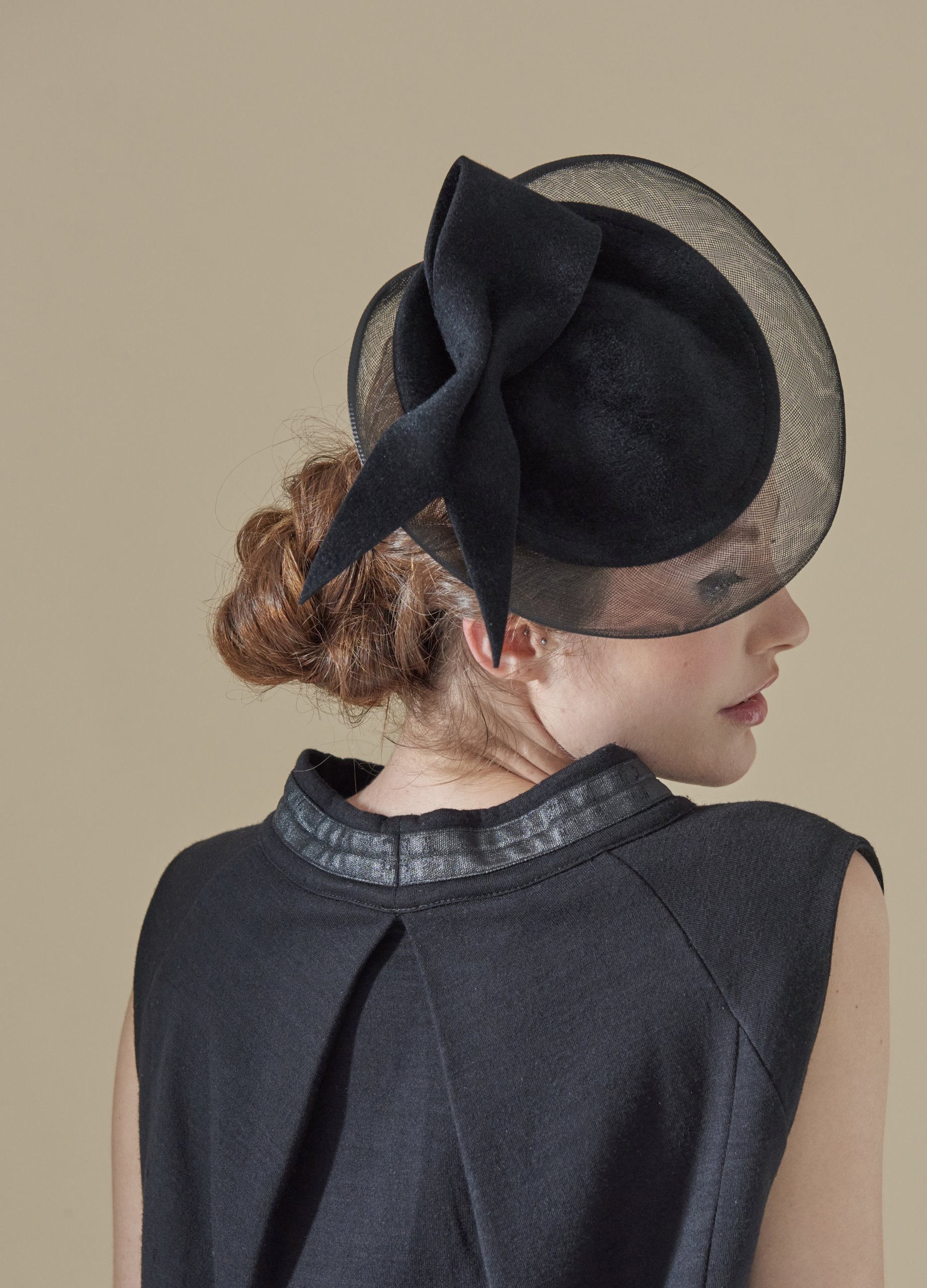 mademoiselle-chapeaux-azia-chapeau-de-c-r-monie-maternit image 3