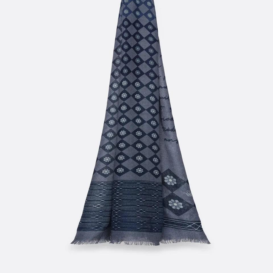 petrusse-malagar-blue-etole-laine-et-soie-carreaux-bleue image 1