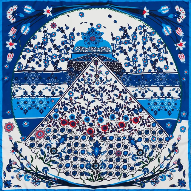 petrusse-carr-soie-90-iznik-bleu-foulard-soie-art image 1