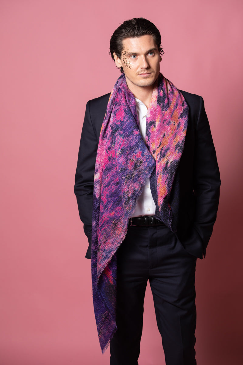 petrusse-gaia-violet-carr-laine-et-soie-120-cm image 6