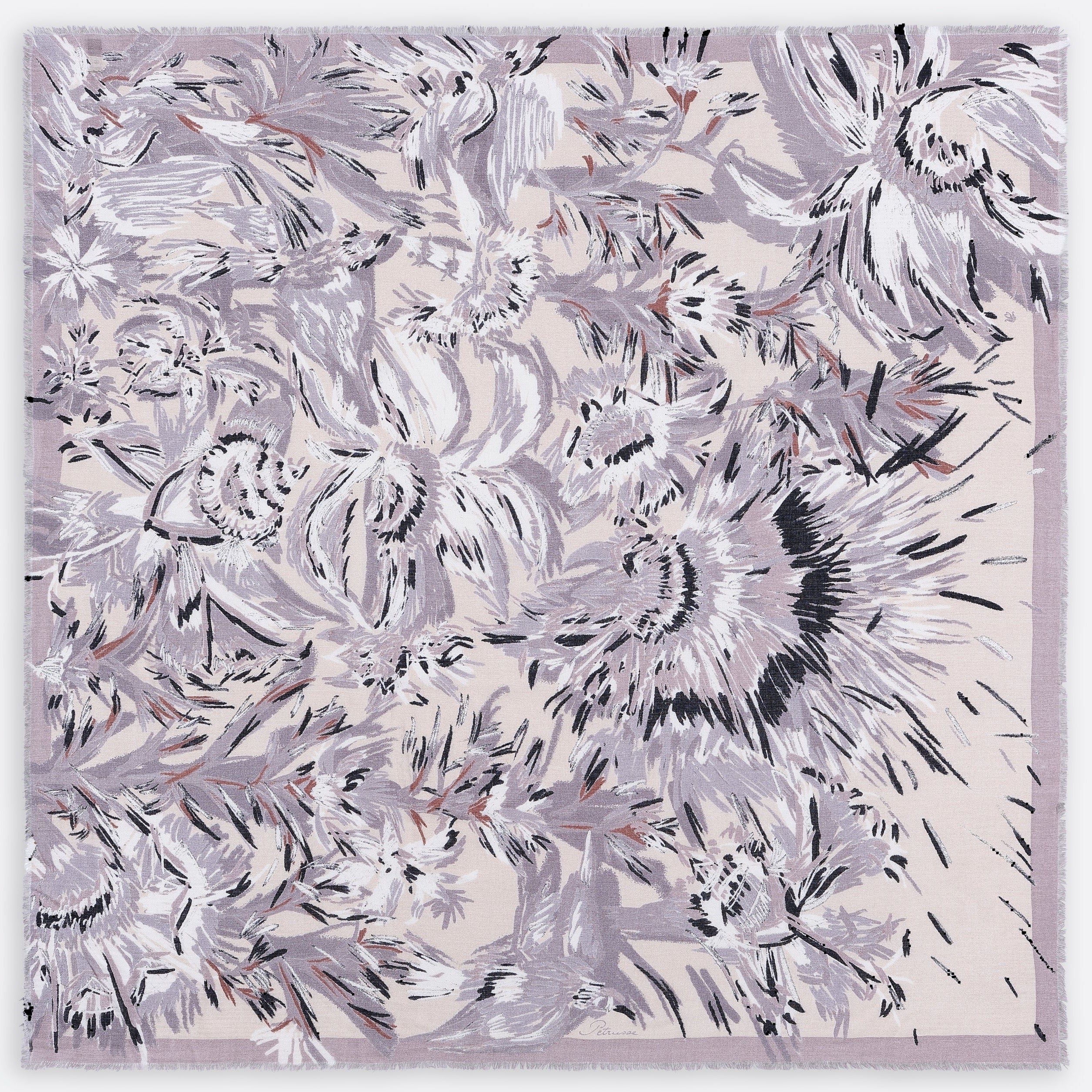 petrusse-lena-beige-carr-laine-130-dition-limit-e image 1