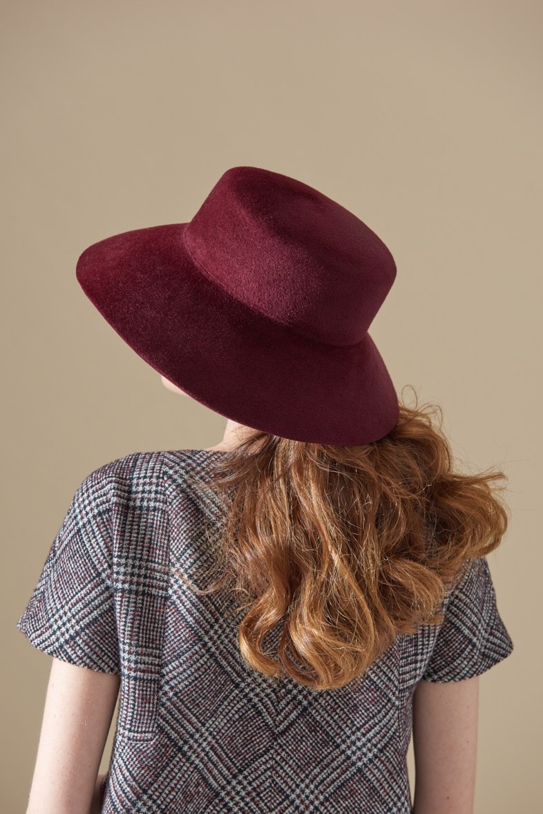 mademoiselle-chapeaux-l-on-chapeau-de-c-r-monie image 3