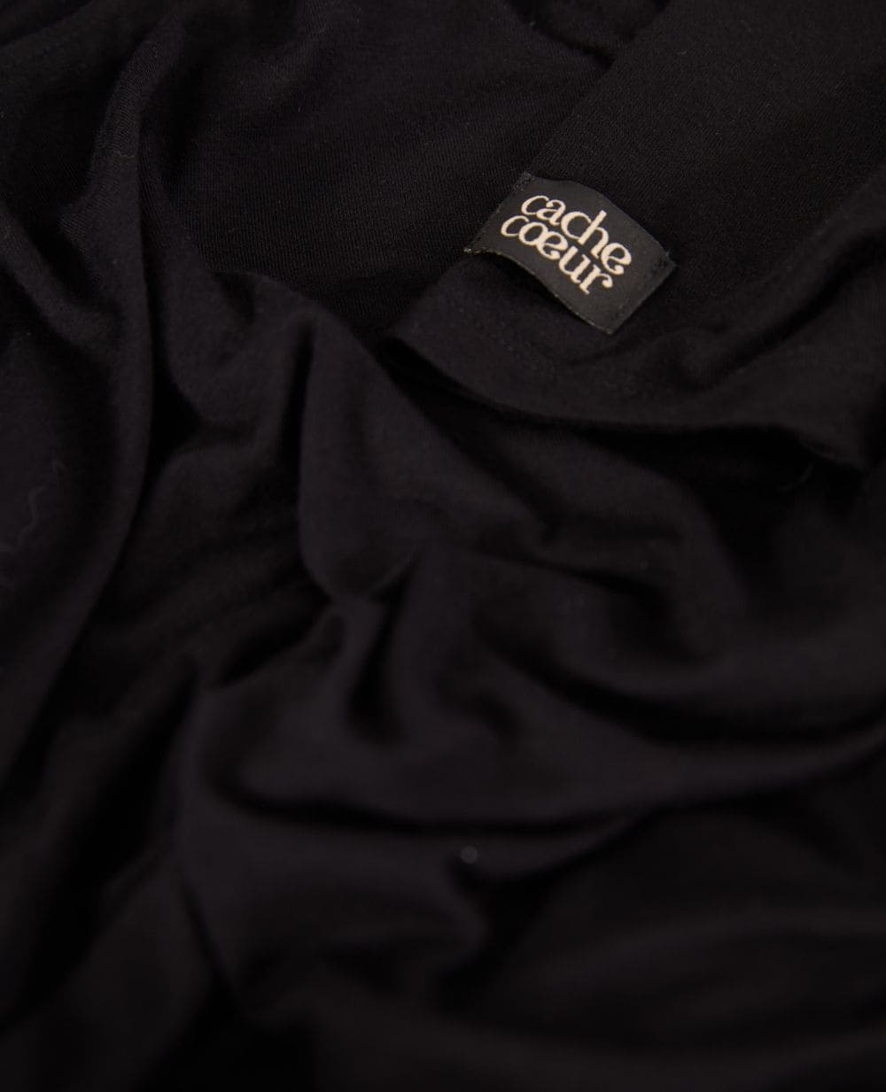 cache-c-ur-louna-t-shirt-grossesse-et-allaitement-manches-longues-noir image 8