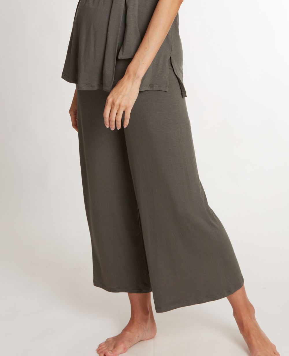 cache-c-ur-origin-pantalon-7-8-me-de-grossesse-kaki image 3