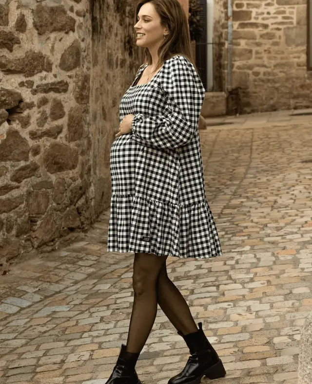 cache-c-ur-patti-robe-courte-grossesse-et-allaitement-noir-blanc-coton-bio image 1