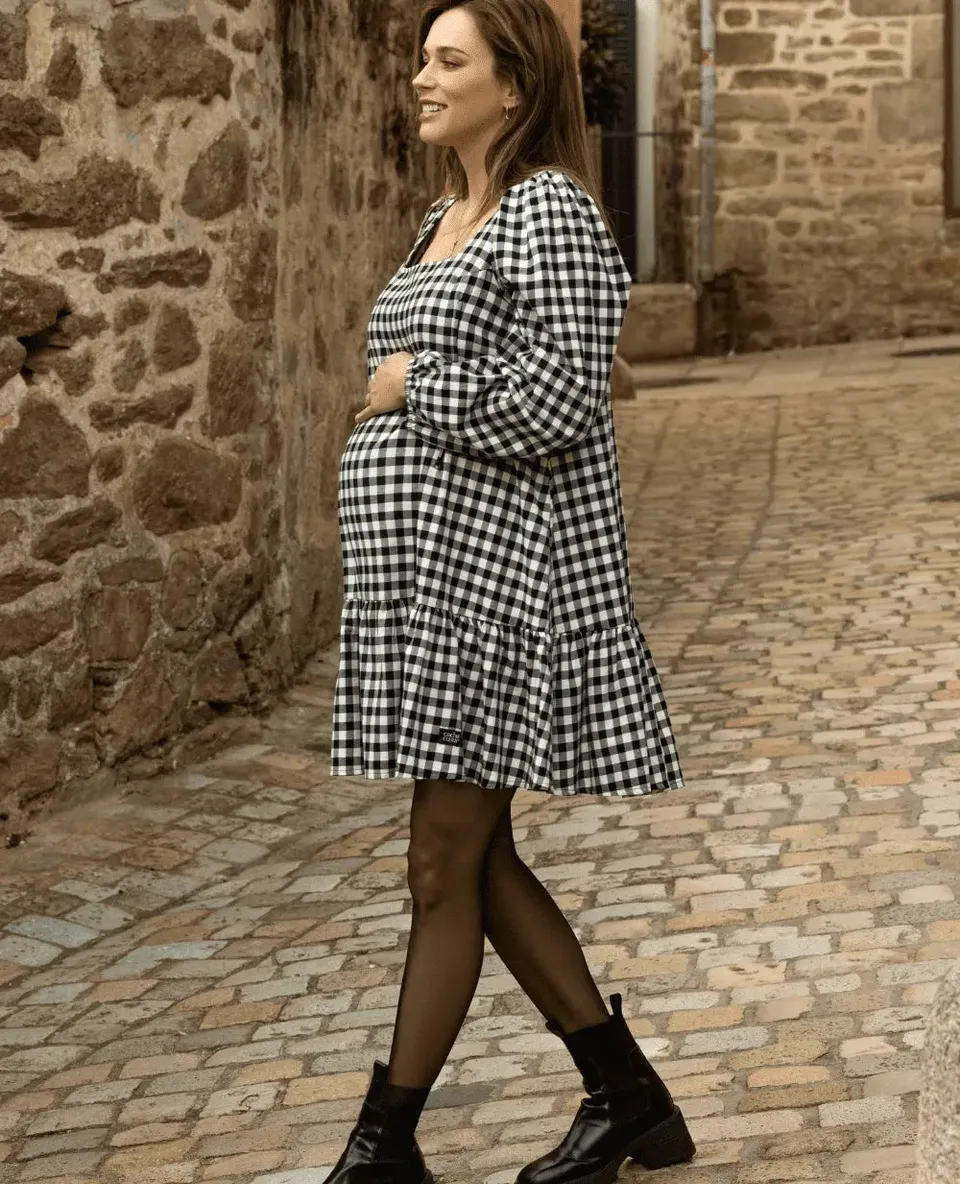 cache-c-ur-patti-robe-courte-grossesse-et-allaitement-noir-blanc-coton-bio image 1