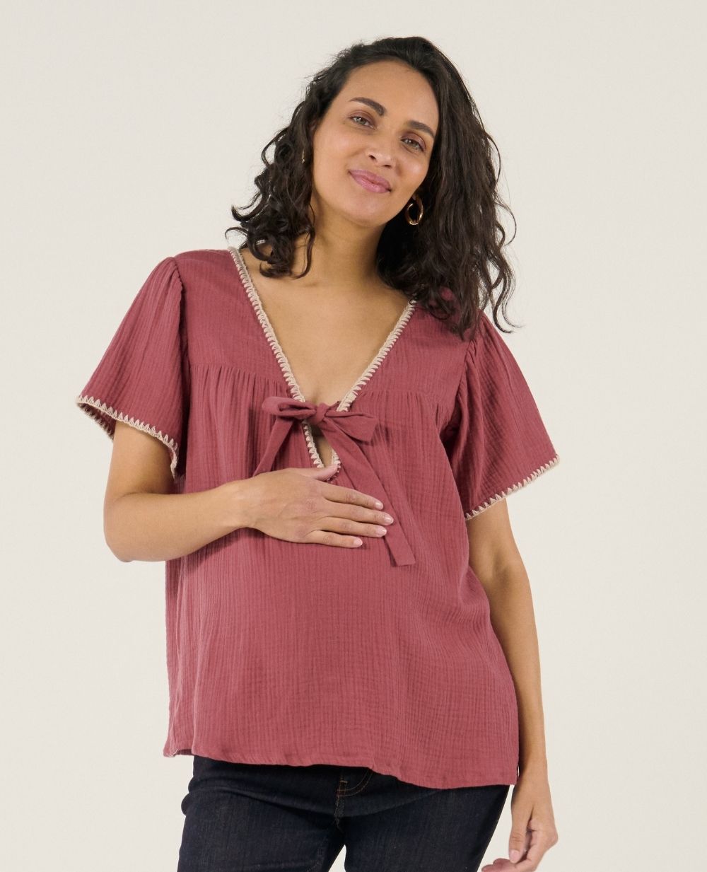 cache-c-ur-soraya-blouse-chemise-d-allaitement-prune-brod-e image 2