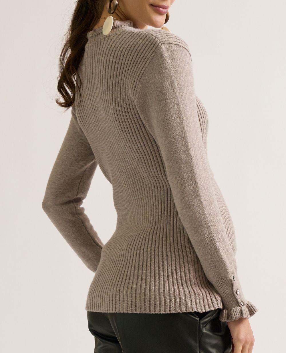 cache-c-ur-doroth-e-pull-grossesse-allaitement-taupe-volants image 4