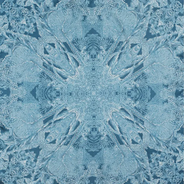 petrusse-euphoria-mini-bleu-denim-carr-de-soie-65cm image 1
