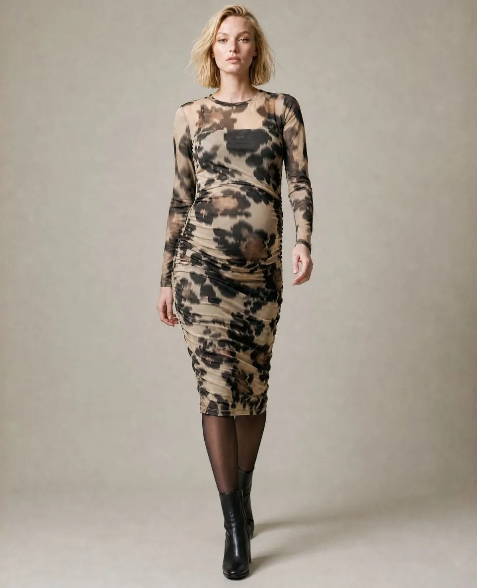 cache-c-ur-vanessa-robe-de-grossesse-et-d-allaitement-beige image 1