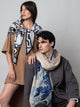 petrusse-wool-scarf-120-pavement-carr-laine-soie-louvre-abu-dhabi image 6