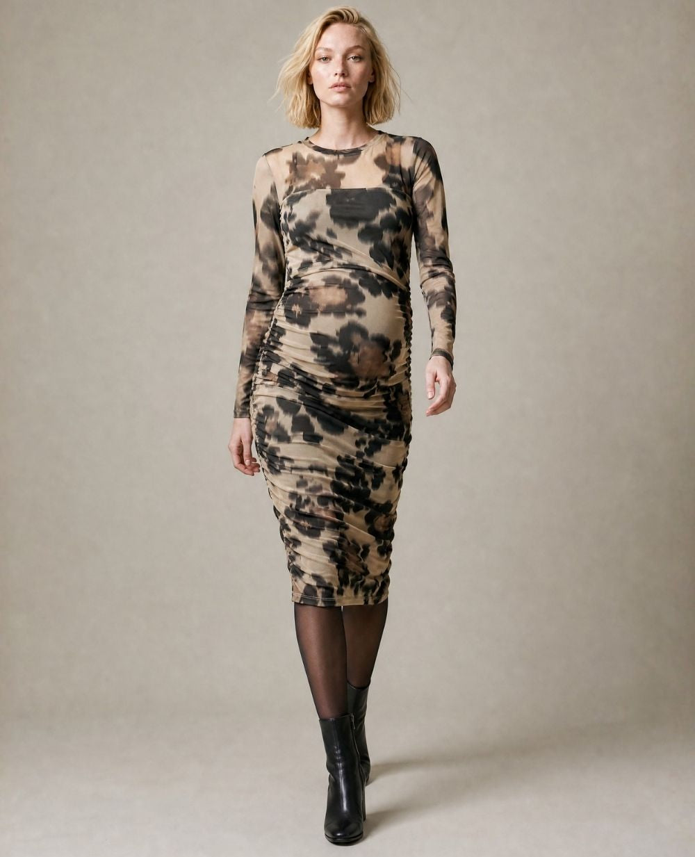 cache-c-ur-vanessa-robe-de-grossesse-et-d-allaitement-beige image 1