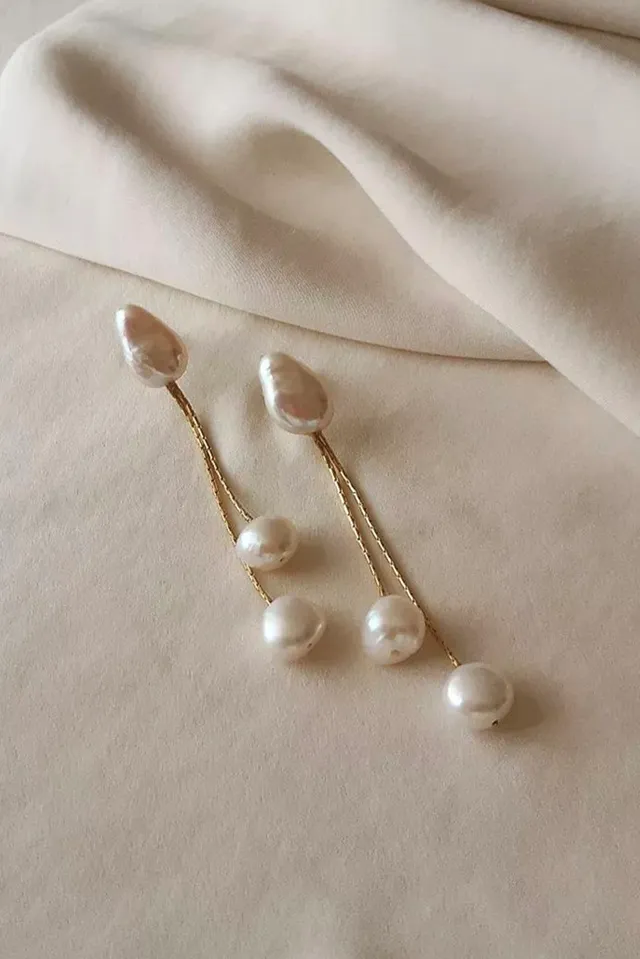 maison-sabben-boucles-d-oreilles-viviane-pendants-baroques-7-5-cm image 1