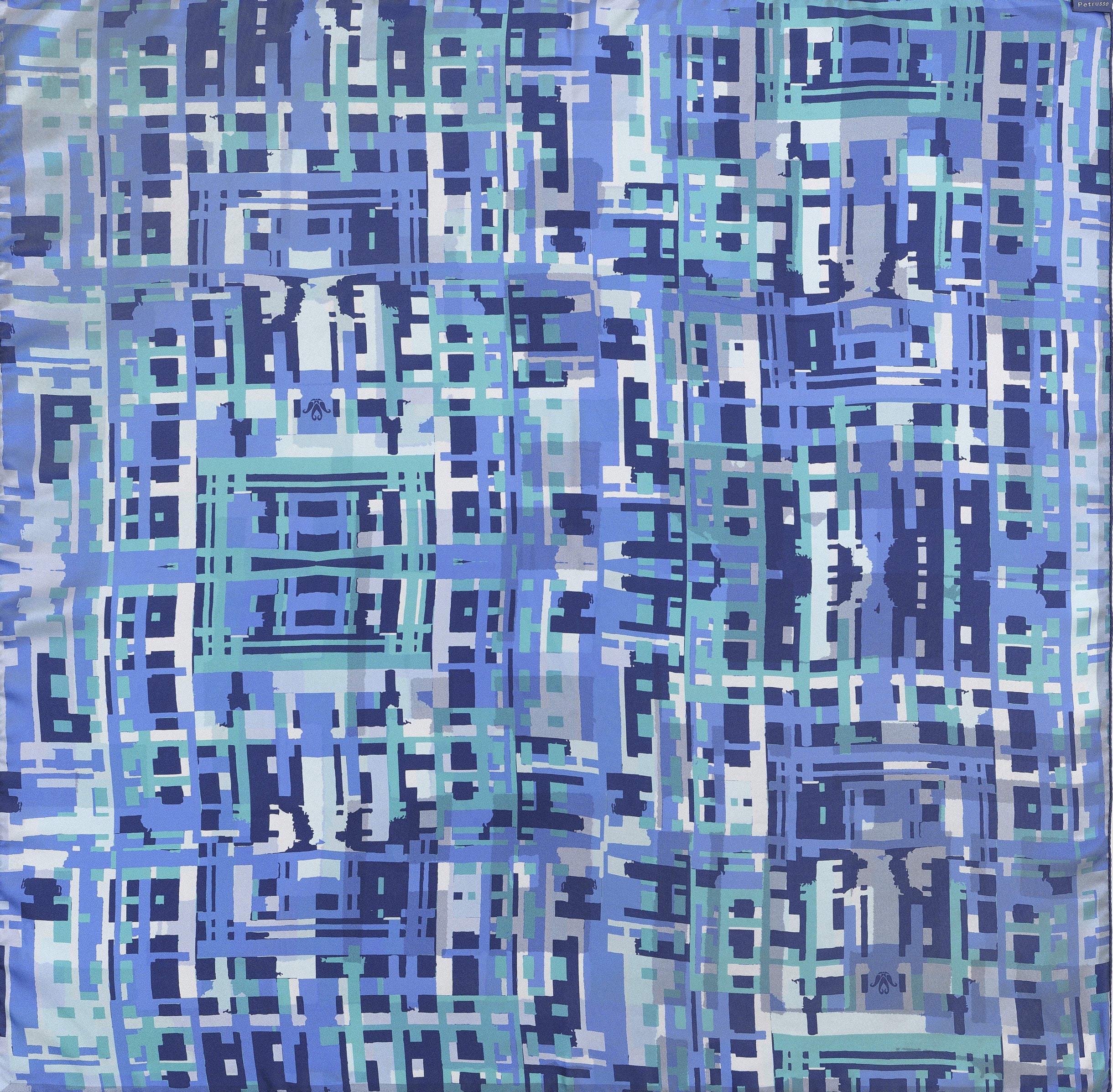 petrusse-carr-soie-90-ariane-aqua-double-face-90x90cm image 5