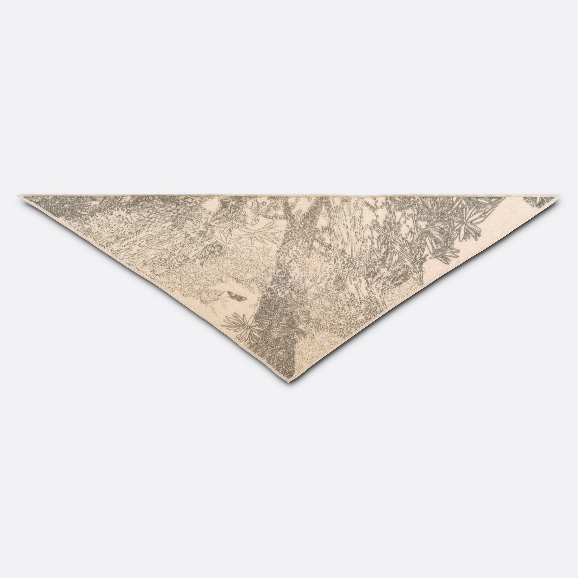 petrusse-maya-trigone-sable-ch-le-triangle-100-cachemire image 2