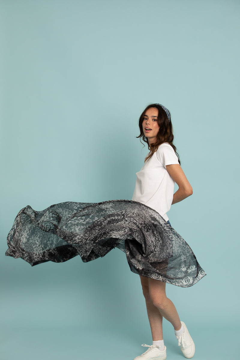 petrusse-tole-coton-lili-noir-90x180-cm image 3