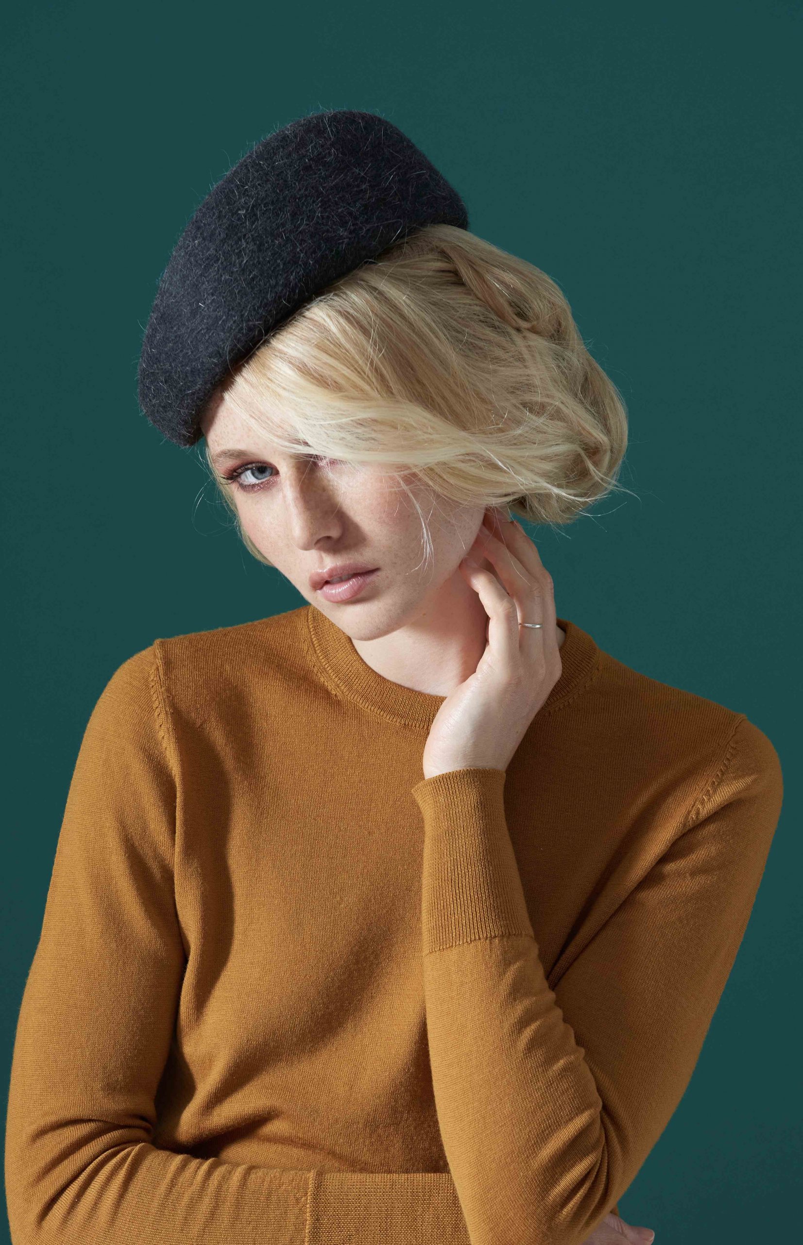 mademoiselle-chapeaux-suzanne-chapeau-femme-chic image 3