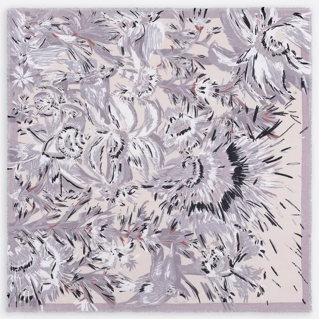petrusse-lena-beige-carr-laine-130-dition-limit-e image 1