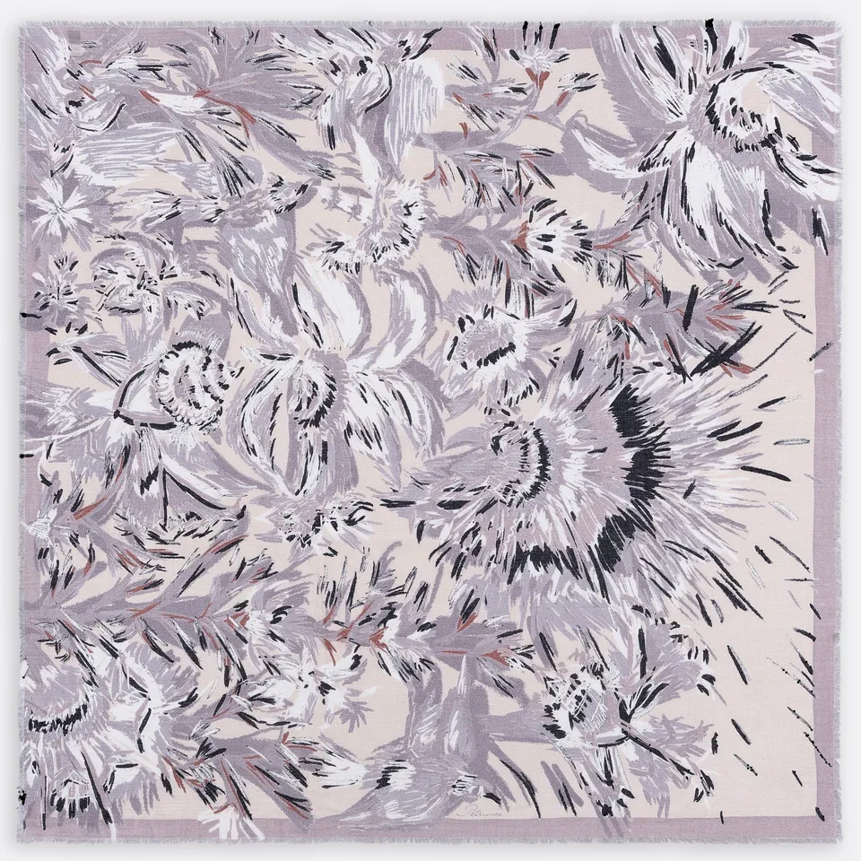 petrusse-lena-beige-carr-laine-130-dition-limit-e image 1