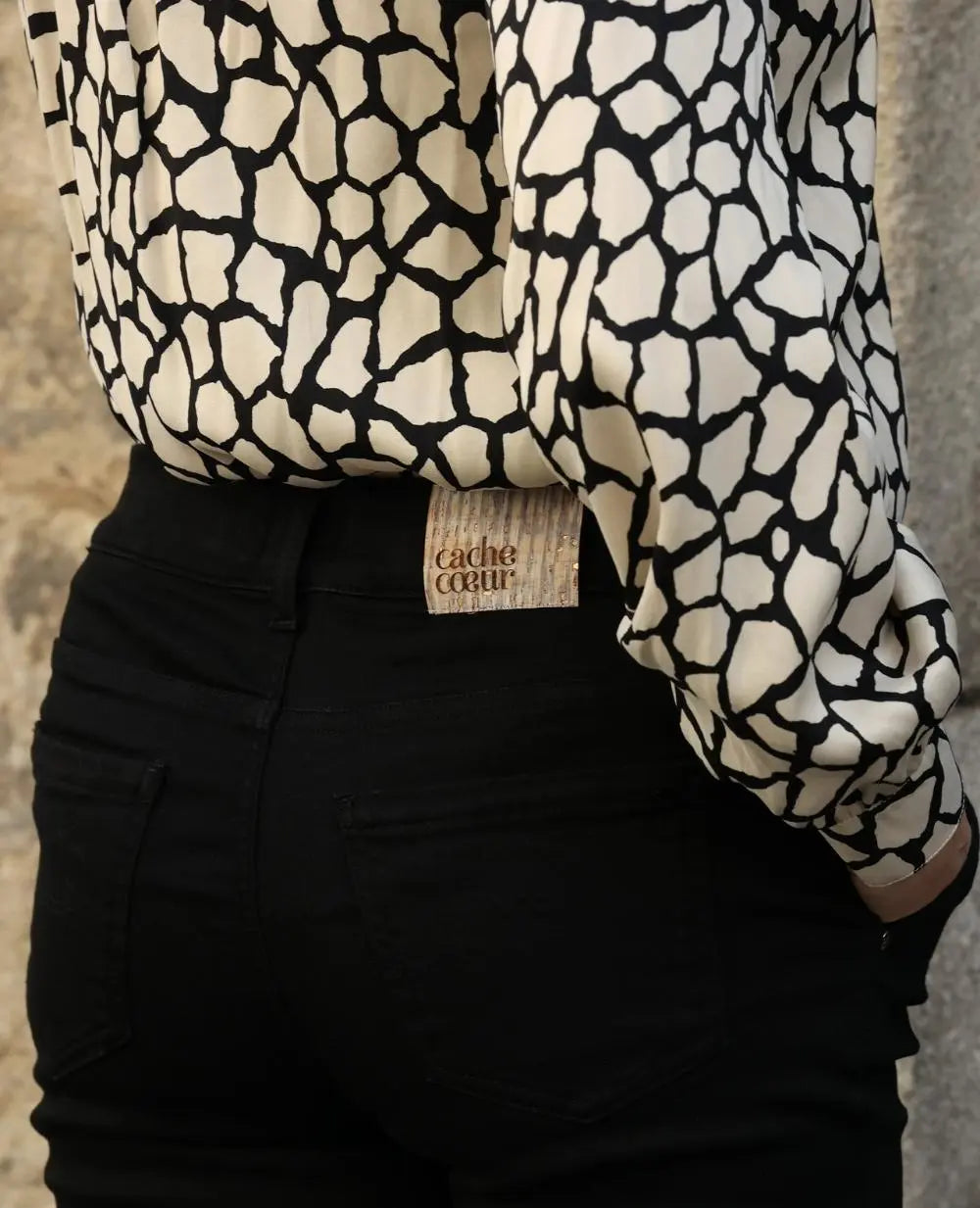 cache-c-ur-blouse-lavalli-re-grossesse-et-allaitement-sophie-ivoire image 5