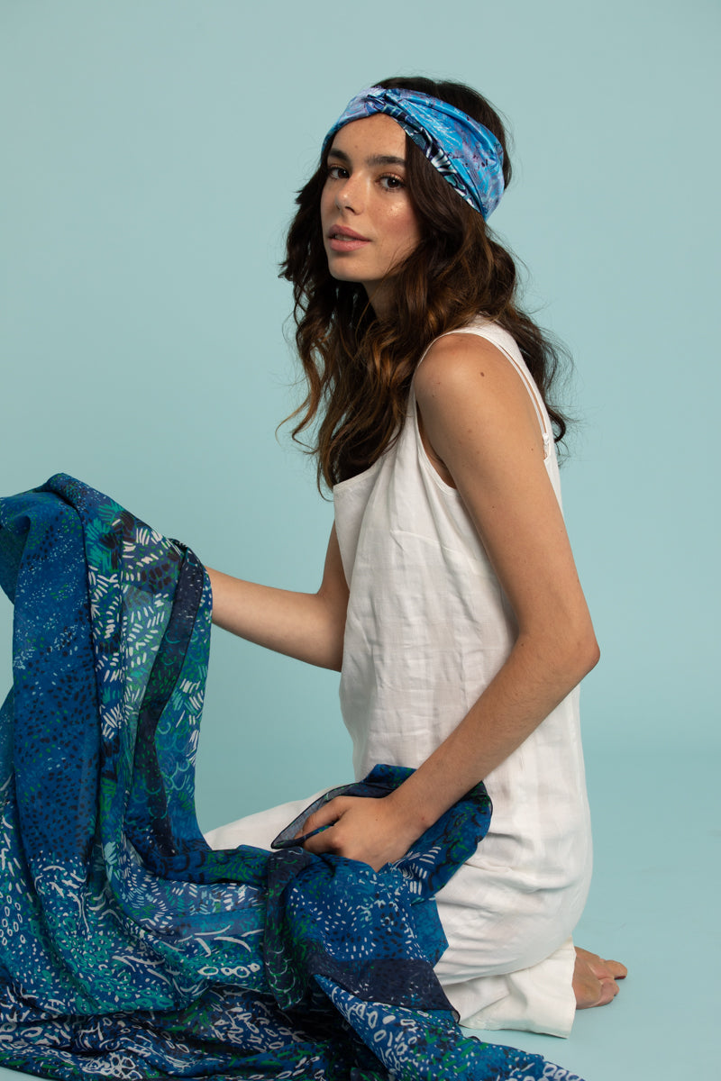 petrusse-tole-lili-bleu-roi image 7