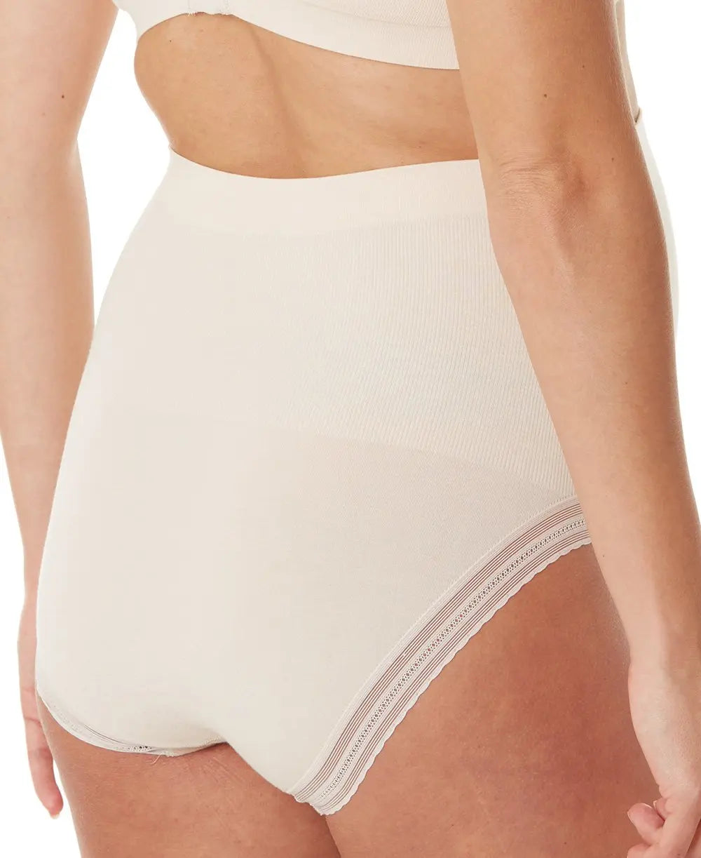 cache-c-ur-milk-maxi-culotte-de-grossesse-sans-couture-blush image 4