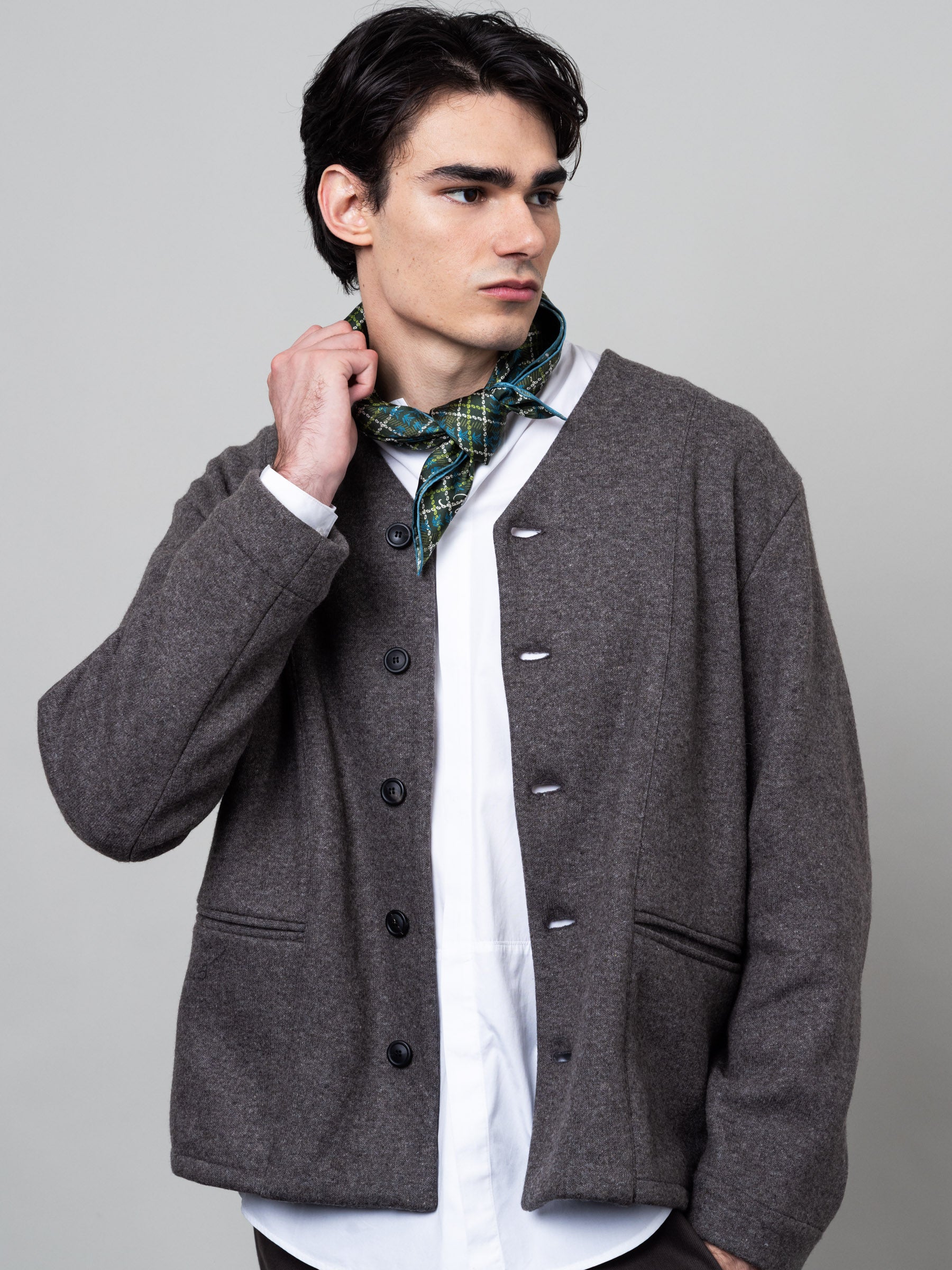 petrusse-clan-kaki-carr-de-soie-90-tartan image 8