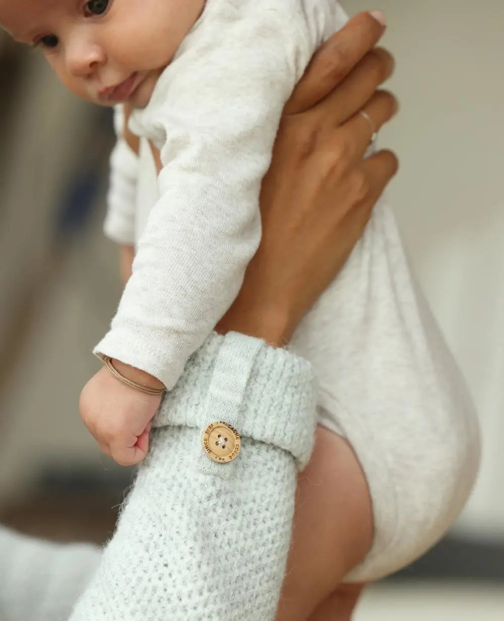 cache-c-ur-honey-robe-pull-grossesse-et-allaitement-gris-perle image 7