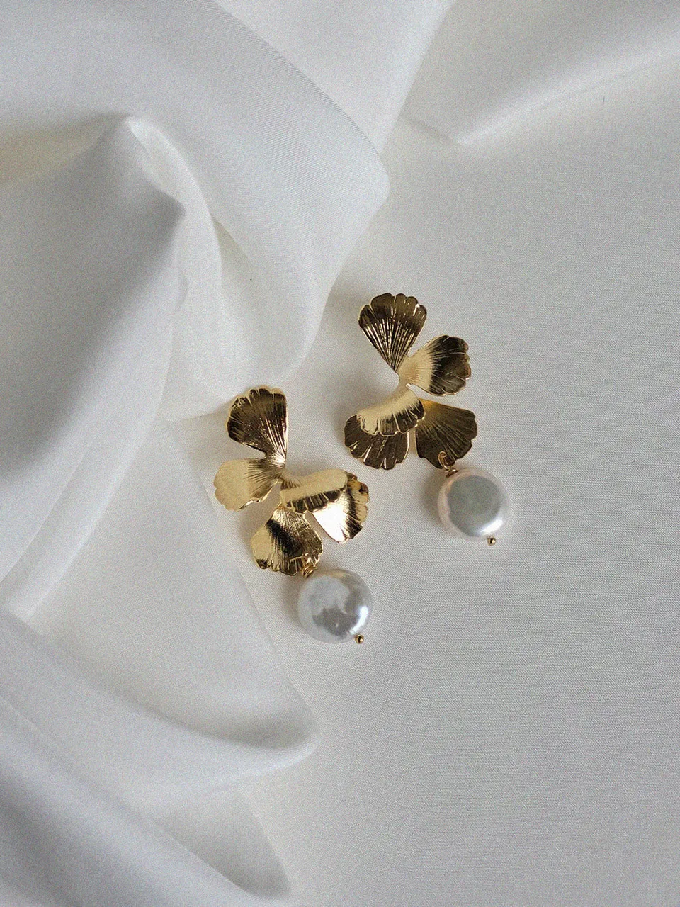 maison-sabben-boucles-d-oreilles-univers-pearl-small-baroque-4-5-cm image 1