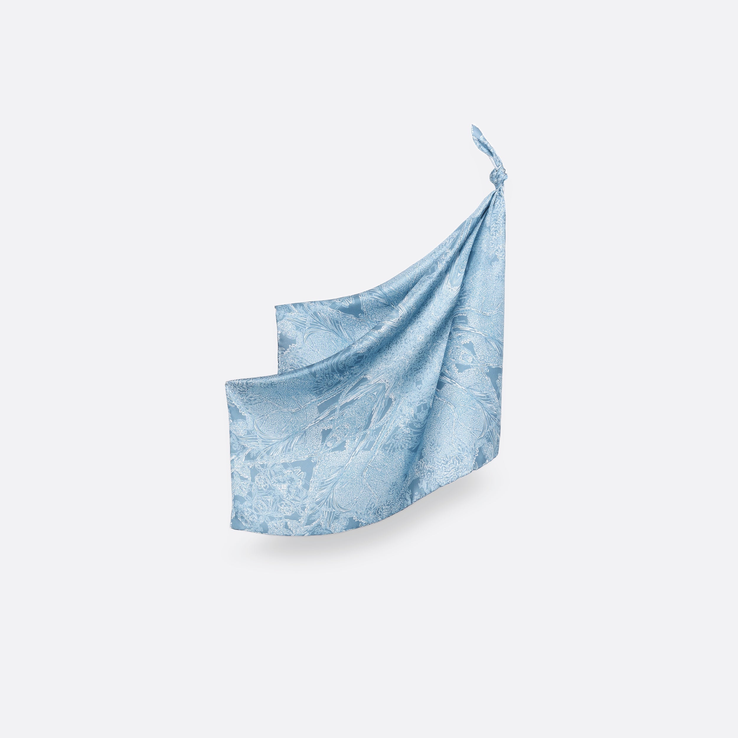 petrusse-euphoria-mini-bleu-denim-carr-de-soie-65cm image 2