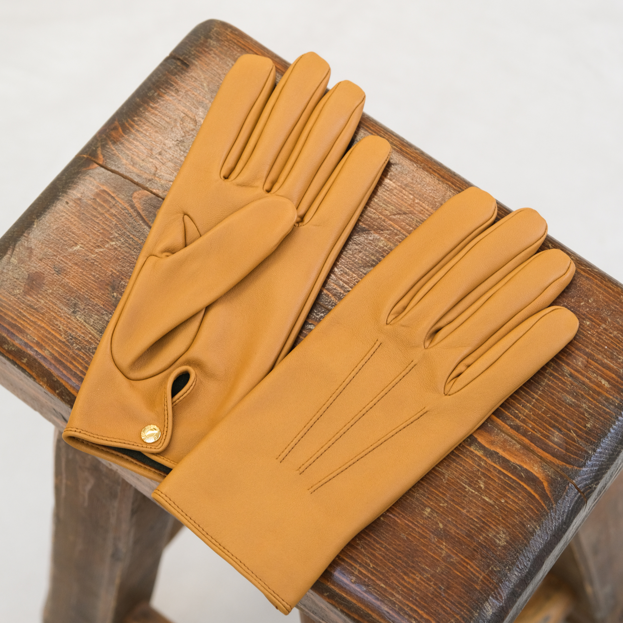 causse-oscar-x-monocle-gants-en-cuir-d-agneau-homme-doublure-soie-verte-dition-l image 3
