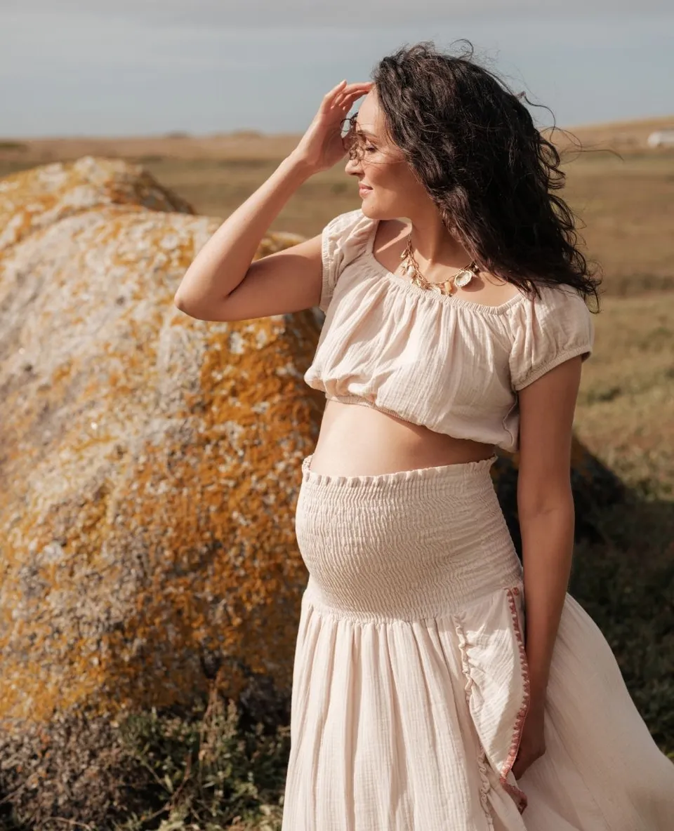 cache-c-ur-crop-top-paloma-beige-haut-grossesse image 1
