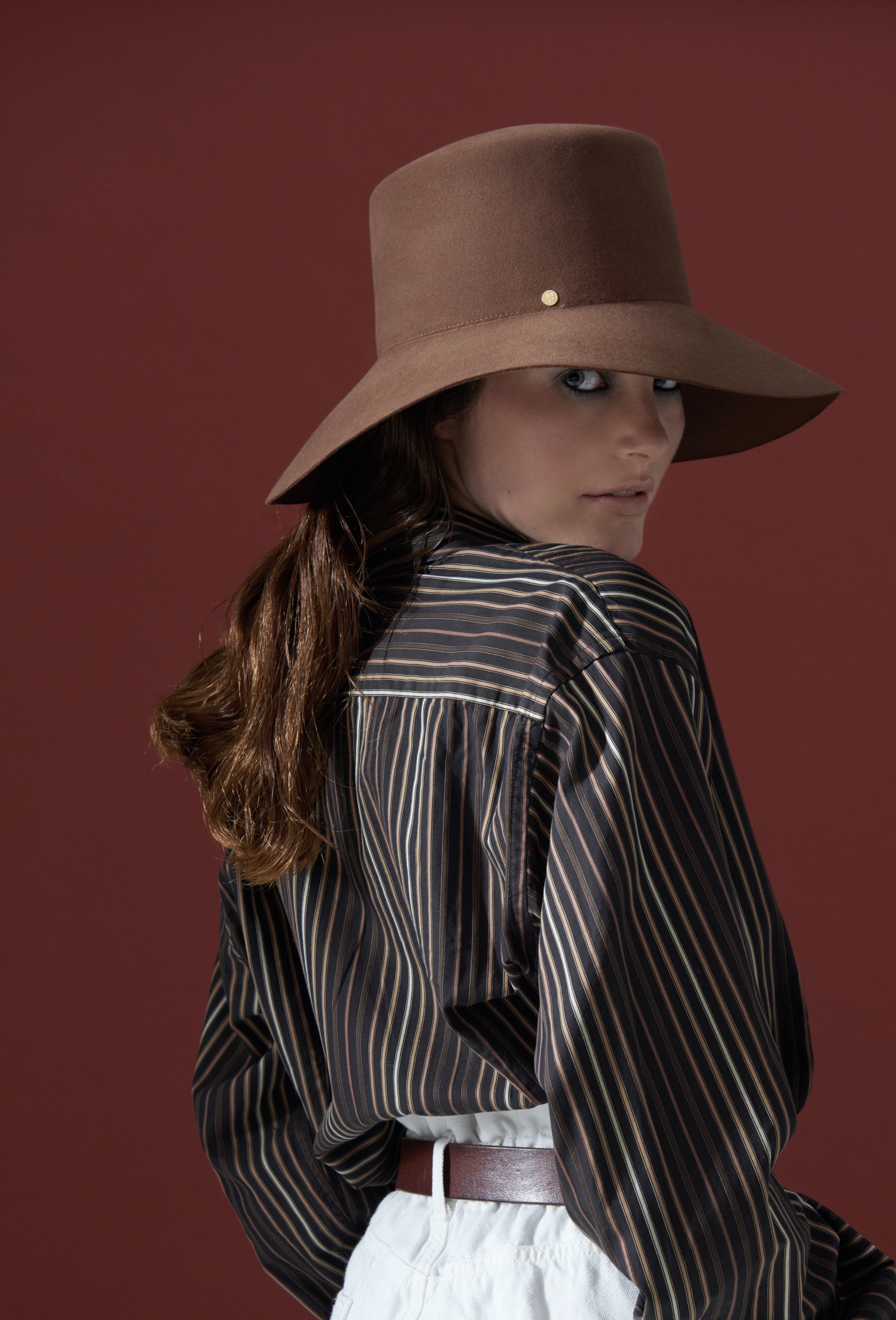 mademoiselle-chapeaux-serge-chapeau-de-c-r-monie-femme image 2