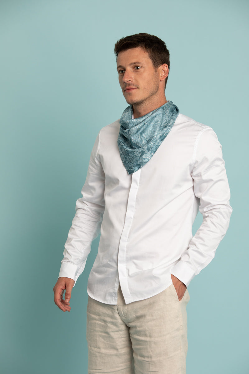 petrusse-euphoria-mini-bleu-denim-carr-de-soie-65cm image 5