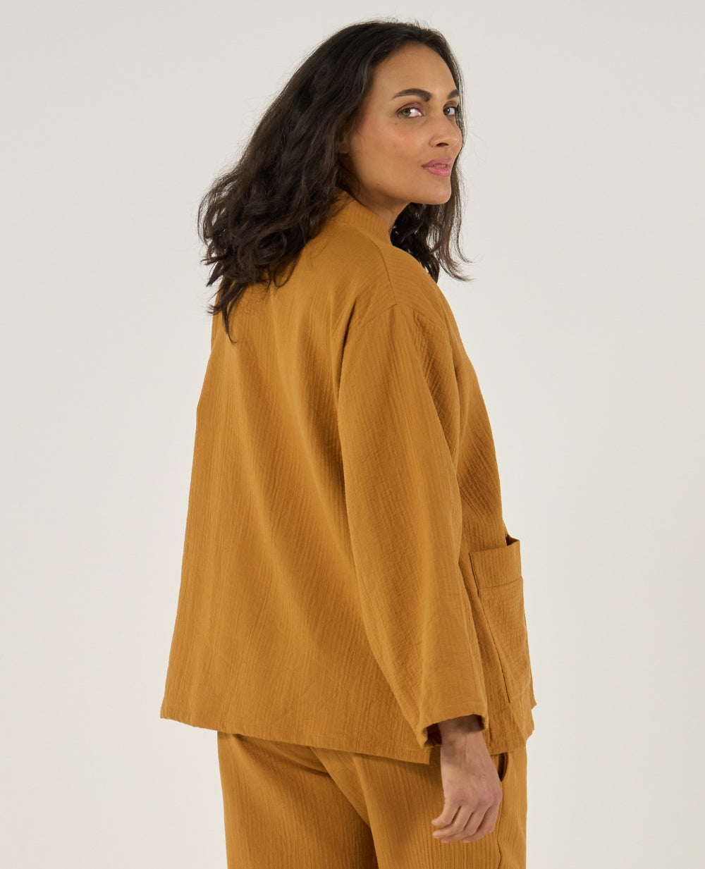 cache-c-ur-veste-de-maternit-celia-cumin image 6