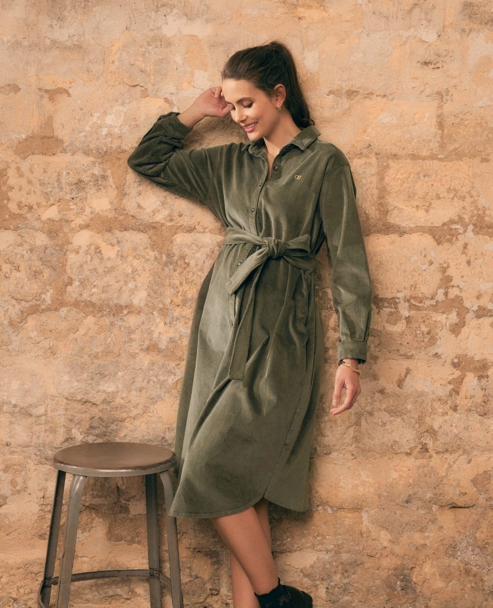 cache-c-ur-jude-robe-de-maternit-kaki image 1
