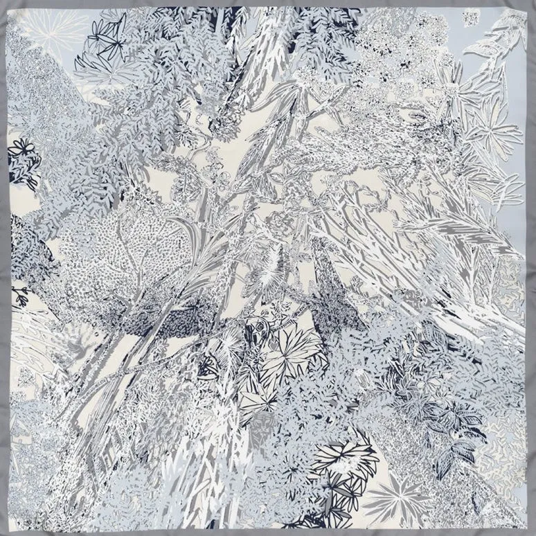 petrusse-carr-soie-90-eve-gris image 1
