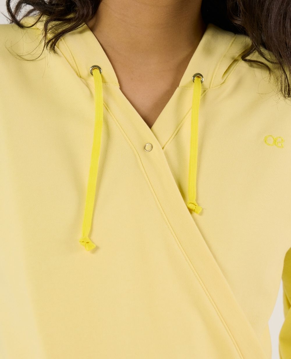 cache-c-ur-ensemble-coconut-vanille-hoodie-short-grossesse-et-allaitement image 7