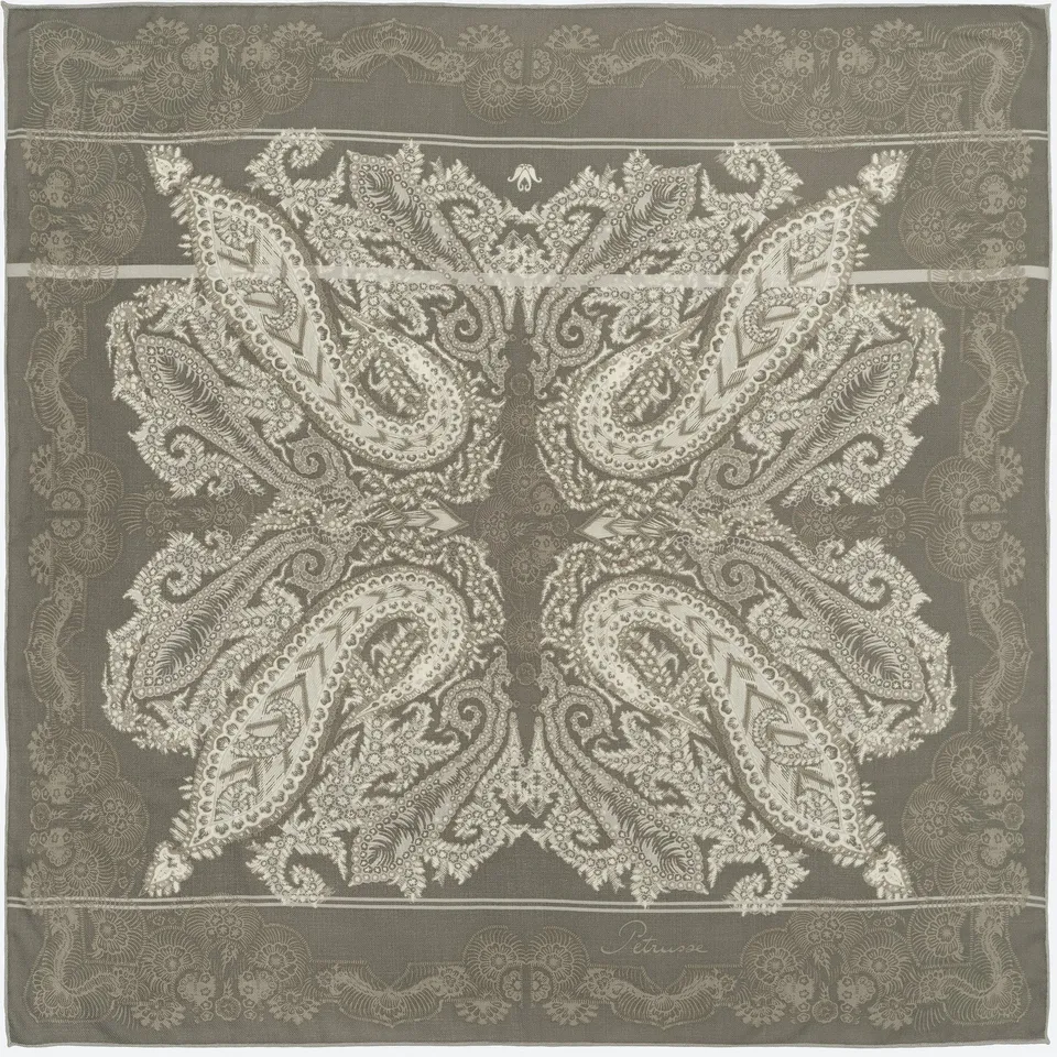petrusse-wool-scarf-100-moon-twill-vert-de-gris-100-laine image 1